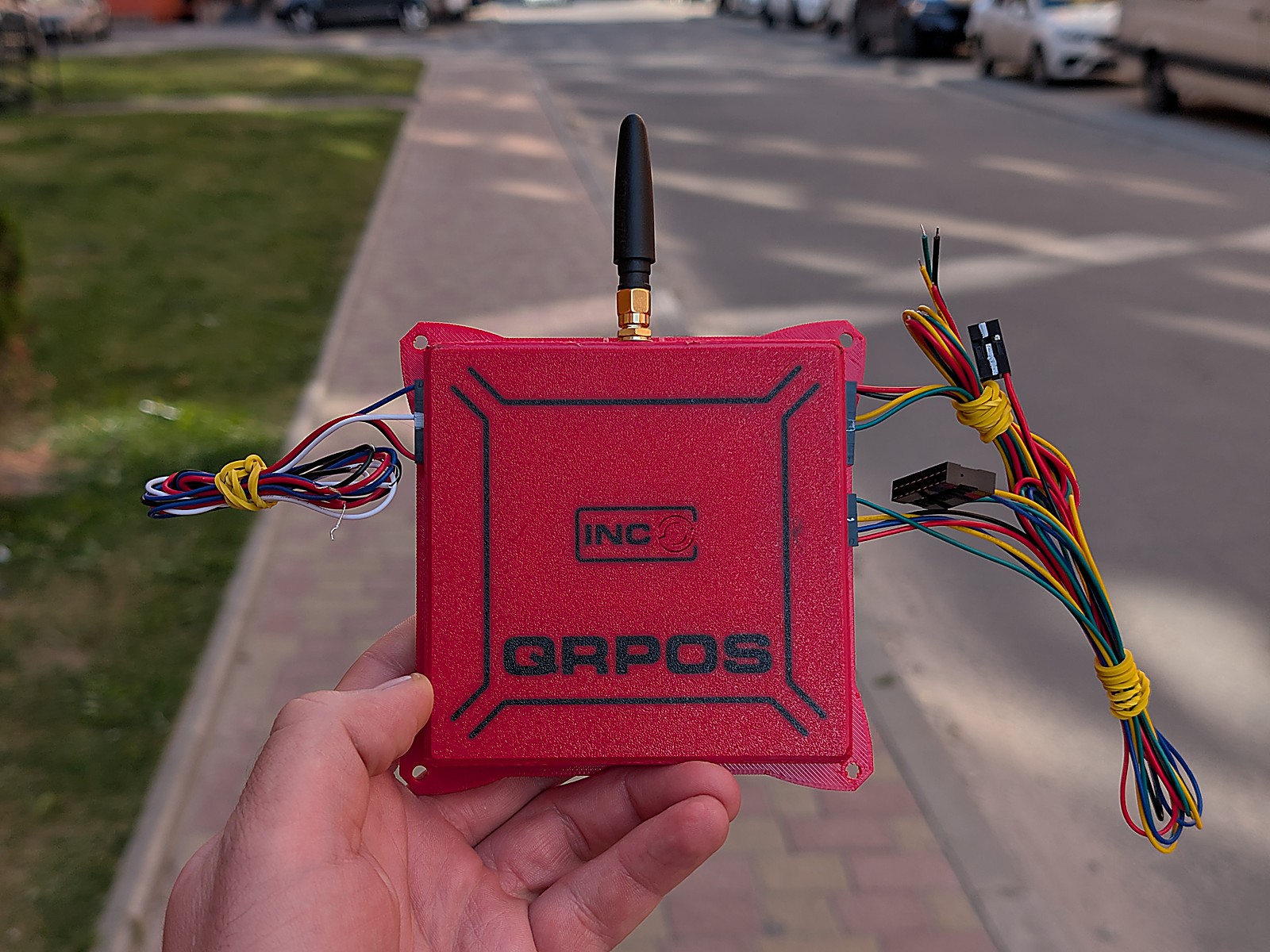 QRPOS — фіскалізатор і QR-оплата для автоматів (атракціони, силоміри, водомати)